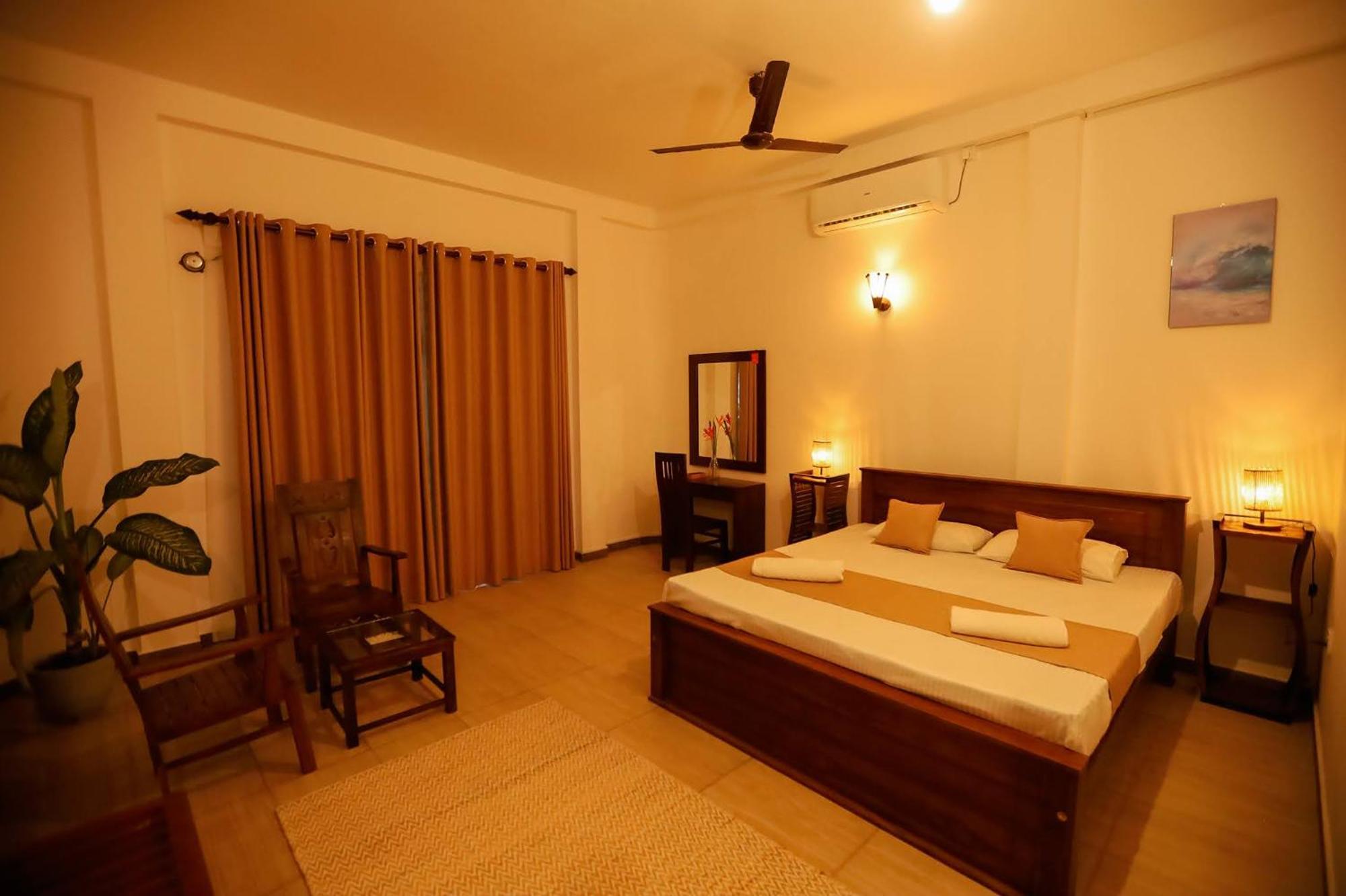 Nibbana Mirissa Hotel Extérieur photo