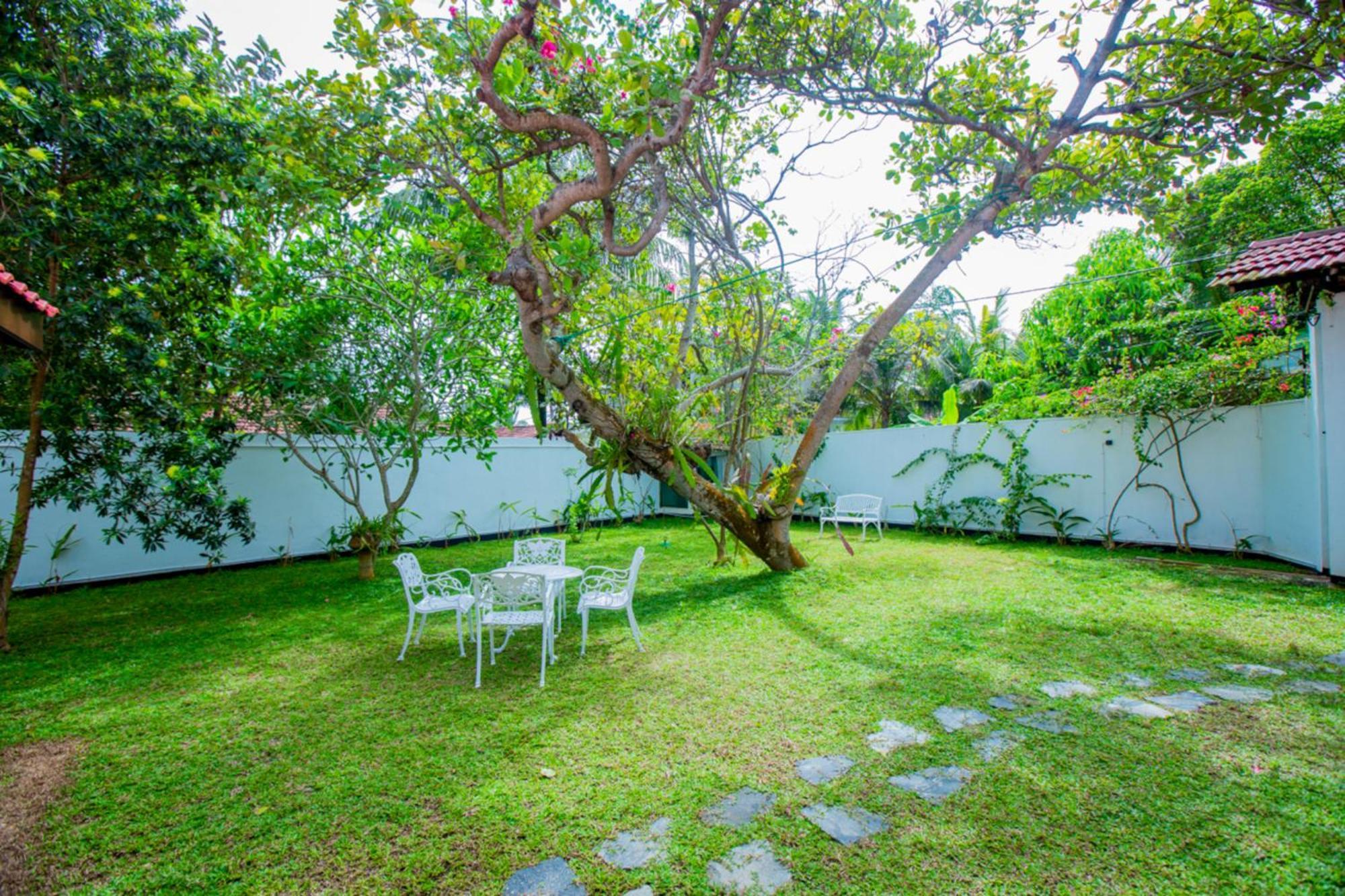Nibbana Mirissa Hotel Extérieur photo